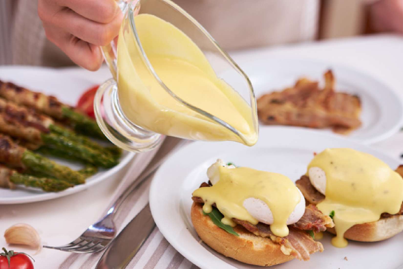 West Creek® Hollandaise Sauce Mix and Alfredo Sauce Mix